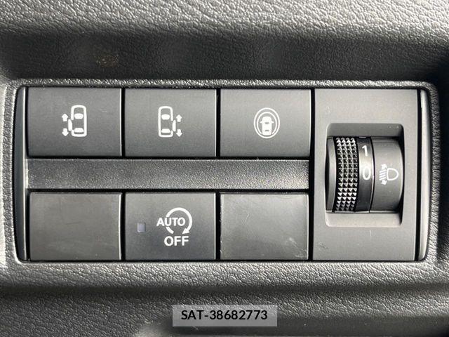 Nissan ROOX 2023-08 7359658-5