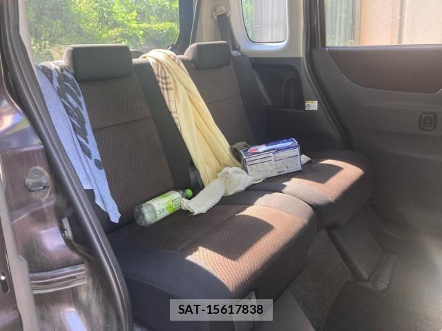 Nissan ROOX 2012-03 7359674-15