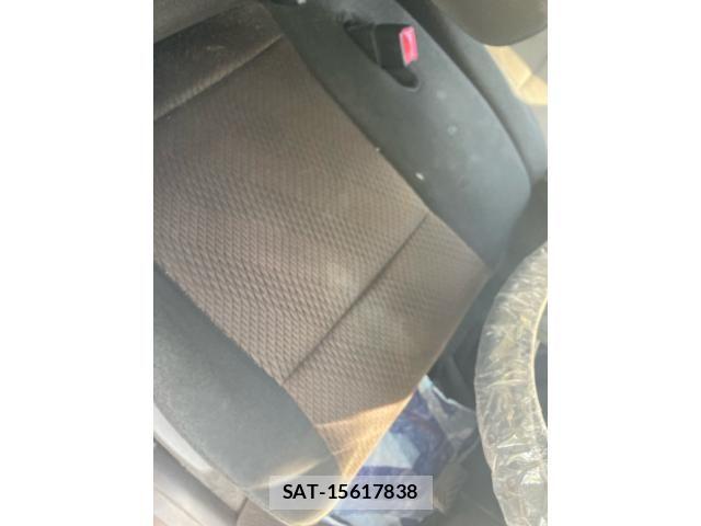 Nissan ROOX 2012-03 7359674-19