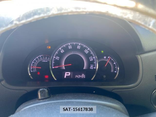 Nissan ROOX 2012-03 7359674-23