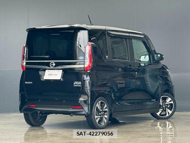 Nissan ROOX 2020-03 7359664-1