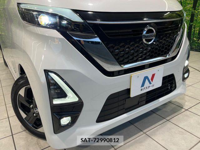 Nissan ROOX 2021-11 7359666-11