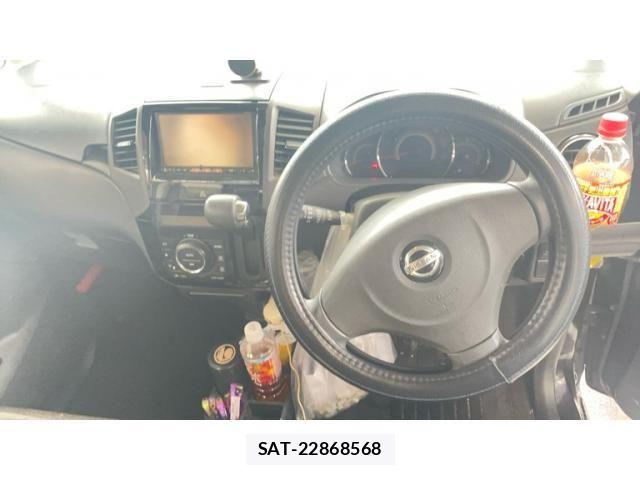 Nissan ROOX 2010-05 7359670-14