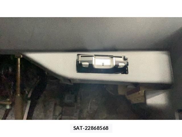 Nissan ROOX 2010-05 7359670-16