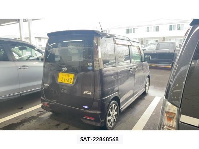 Nissan ROOX 2010-05 7359670-1