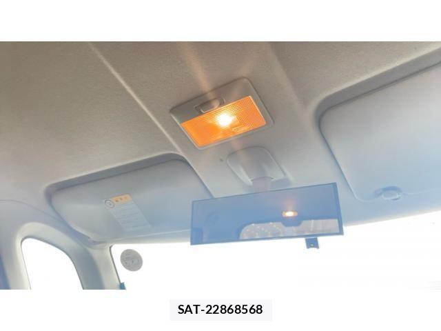 Nissan ROOX 2010-05 7359670-22