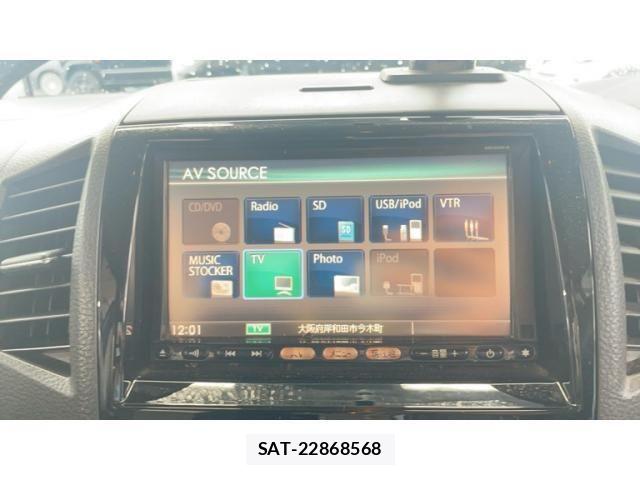Nissan ROOX 2010-05 7359670-23