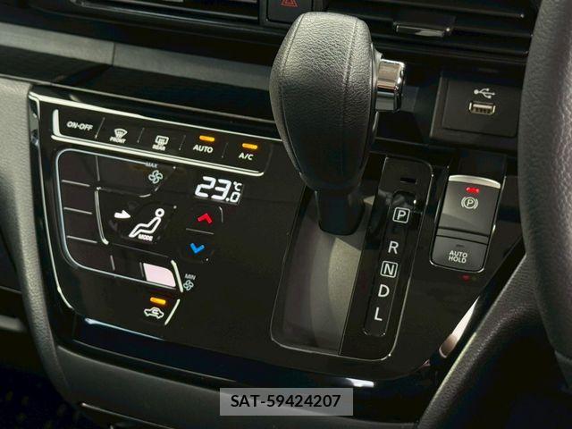 Nissan ROOX 2022-03 7359656-9