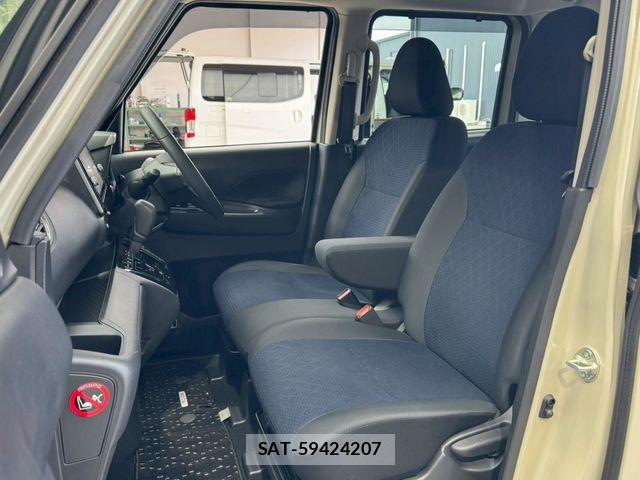 Nissan ROOX 2022-03 7359656-16