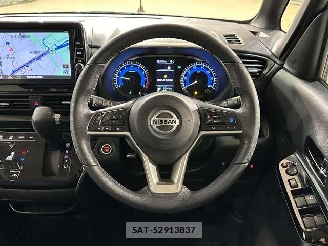 Nissan ROOX 2021-04 7393919-9