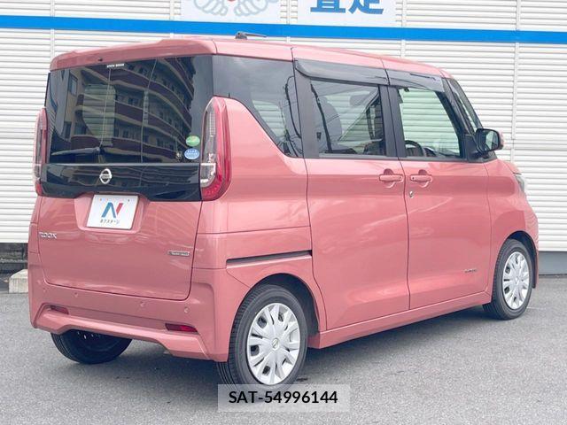 Nissan ROOX 2020-04 7393922-16