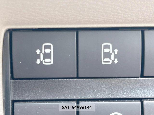 Nissan ROOX 2020-04 7393922-4