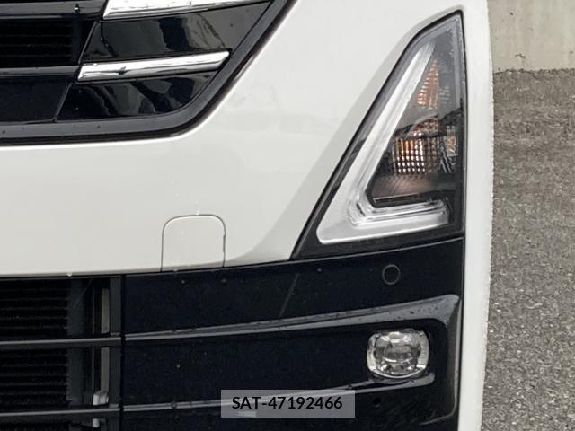 Nissan ROOX 2023-09 7393907-11