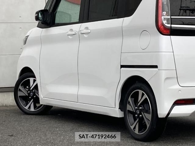 Nissan ROOX 2023-09 7393907-16