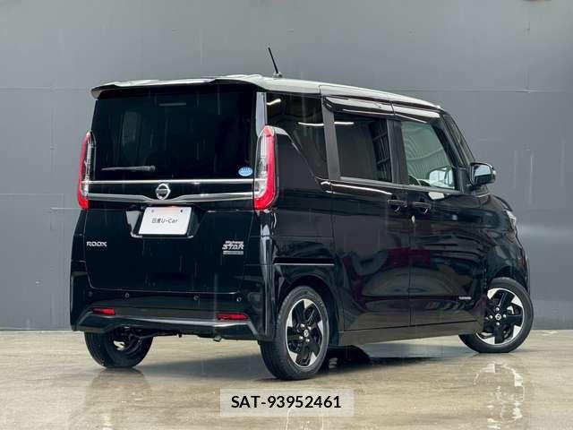 Nissan ROOX 2021-04 7393917-1