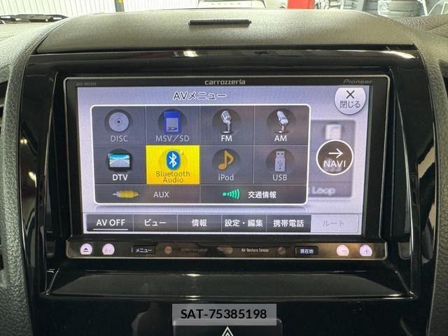 Nissan ROOX 2012-10 7393926-19