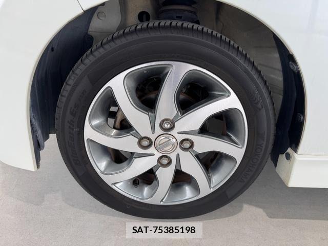 Nissan ROOX 2012-10 7393926-7