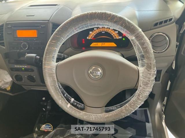 Nissan ROOX 2012-11 7393924-14