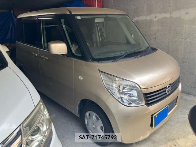 Nissan ROOX 2012-11 7393924-2