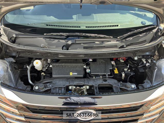 Nissan ROOX 2025-06 7457428-29
