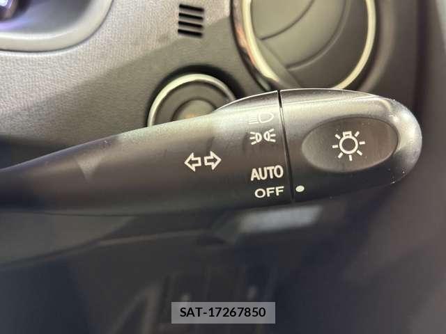 Nissan ROOX 2010-05 7457476-11