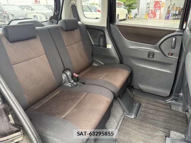 Nissan ROOX 2012-05 7457471-12