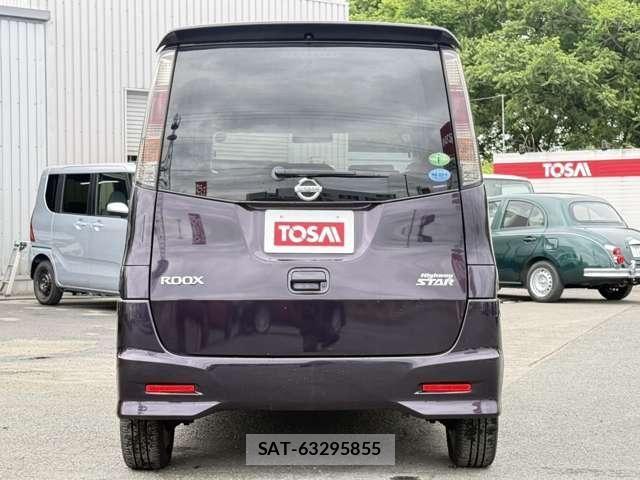 Nissan ROOX 2012-05 7457471-18