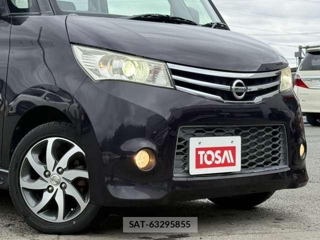 Nissan ROOX 2012-05 7457471-26