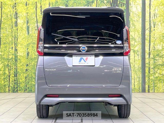 Nissan ROOX 2020-07 7457446-13