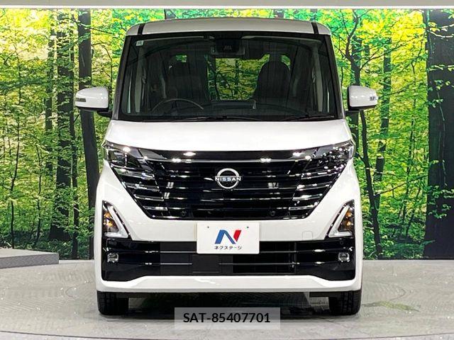 Nissan ROOX 2023-10 7457426-13