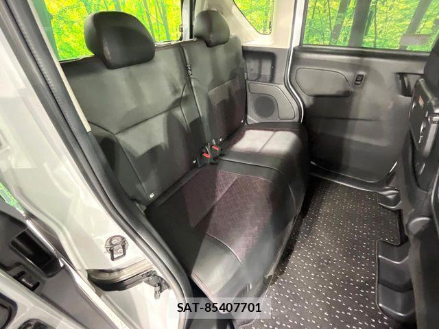 Nissan ROOX 2023-10 7457426-8