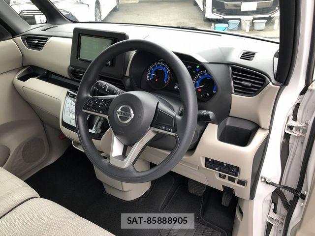 Nissan ROOX 2022-03 7502679-11