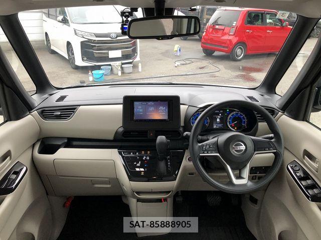 Nissan ROOX 2022-03 7502679-2