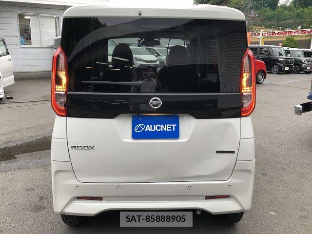 Nissan ROOX 2022-03 7502679-5