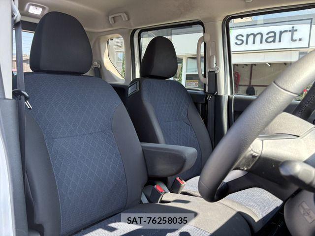 Nissan ROOX 2020-10 7502678-11