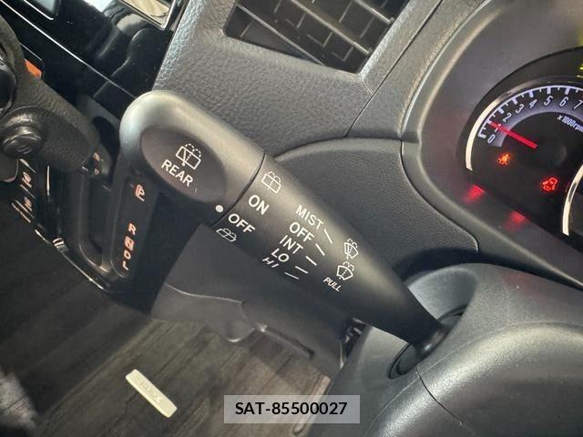 Nissan ROOX 2013-03 7509918-13