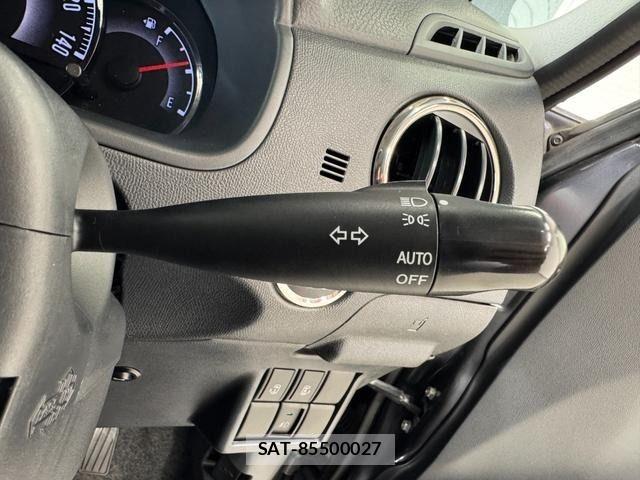 Nissan ROOX 2013-03 7509918-14