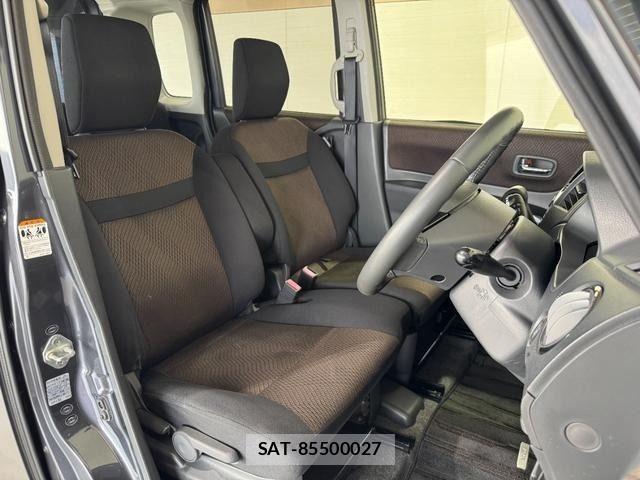 Nissan ROOX 2013-03 7509918-8