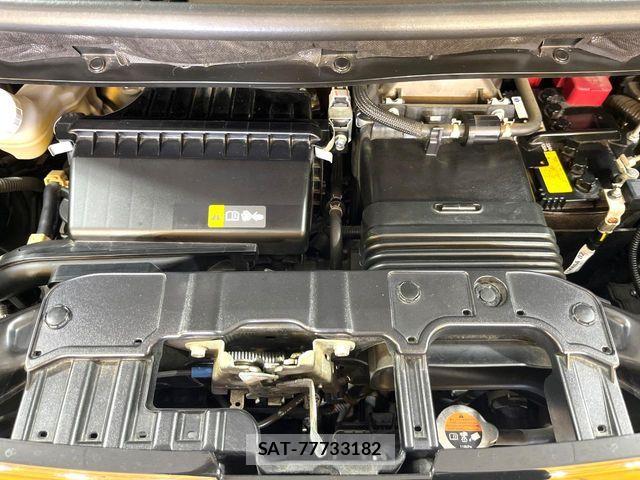 Nissan ROOX 2023-10 7502663-17
