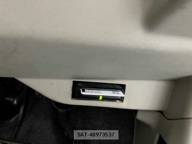 Nissan ROOX 2012-02 7509935-16