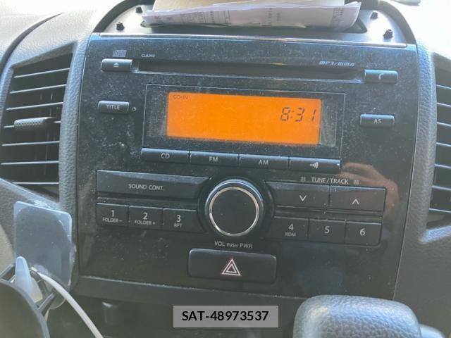 Nissan ROOX 2012-02 7509935-19