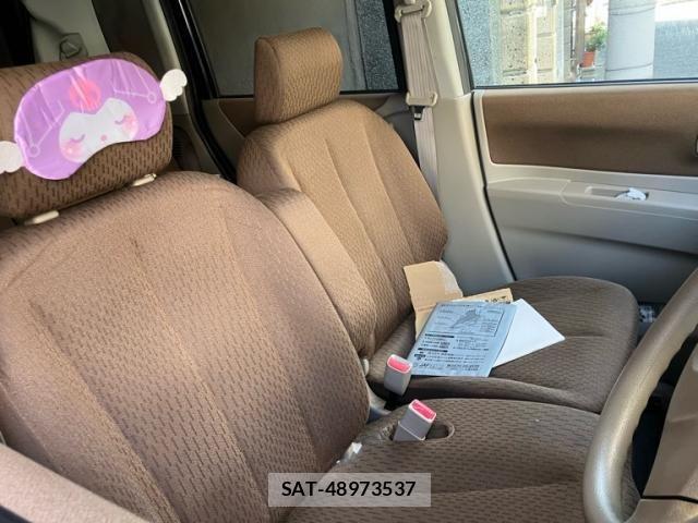 Nissan ROOX 2012-02 7509935-8