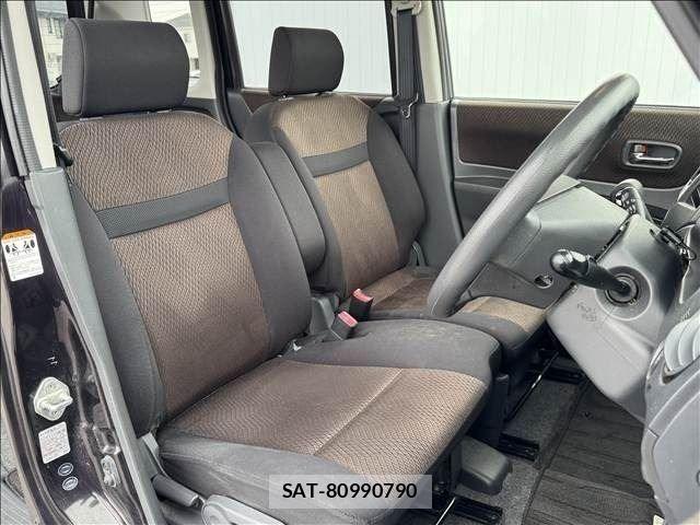 Nissan ROOX 2012-05 7509932-8
