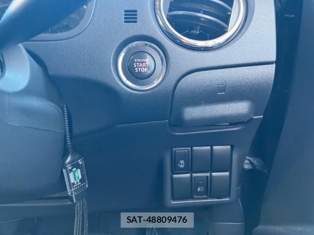 Nissan ROOX 2010-05 7502682-12