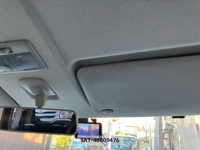 Nissan ROOX 2010-05 7502682-16