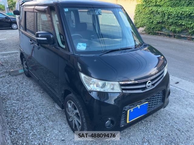 Nissan ROOX 2010-05 7502682-3