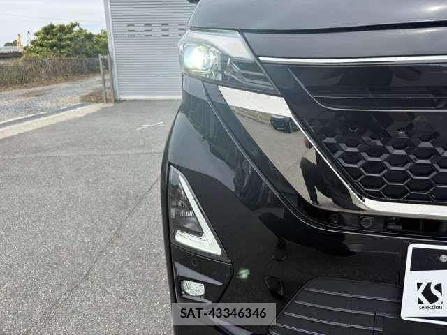 Nissan ROOX 2021-05 7509917-9