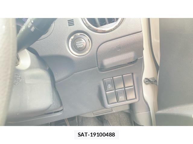 Nissan ROOX 2011-09 7509934-9