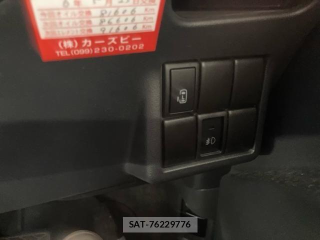 Nissan ROOX 2013-03 7502680-19