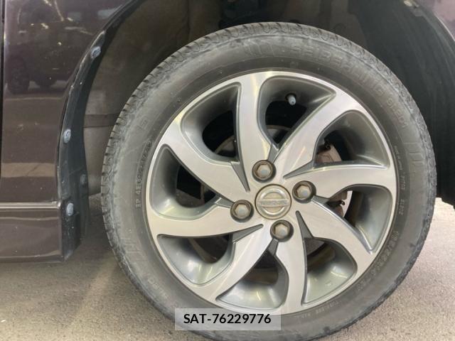 Nissan ROOX 2013-03 7502680-3